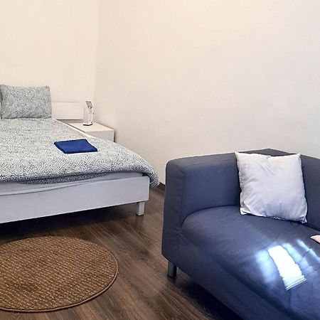Downtown Akacfa Appartement Boedapest Buitenkant foto