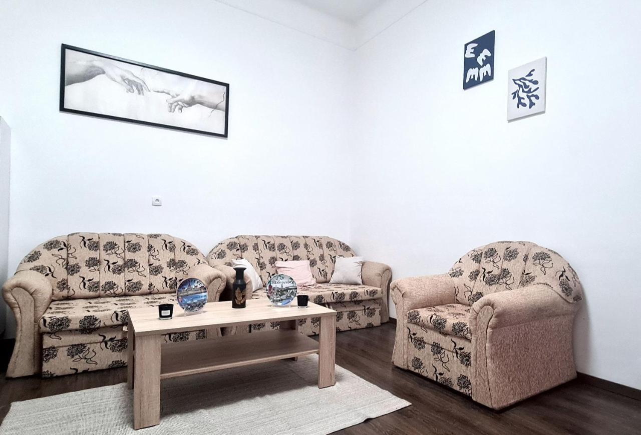 Downtown Akacfa Appartement Boedapest Buitenkant foto