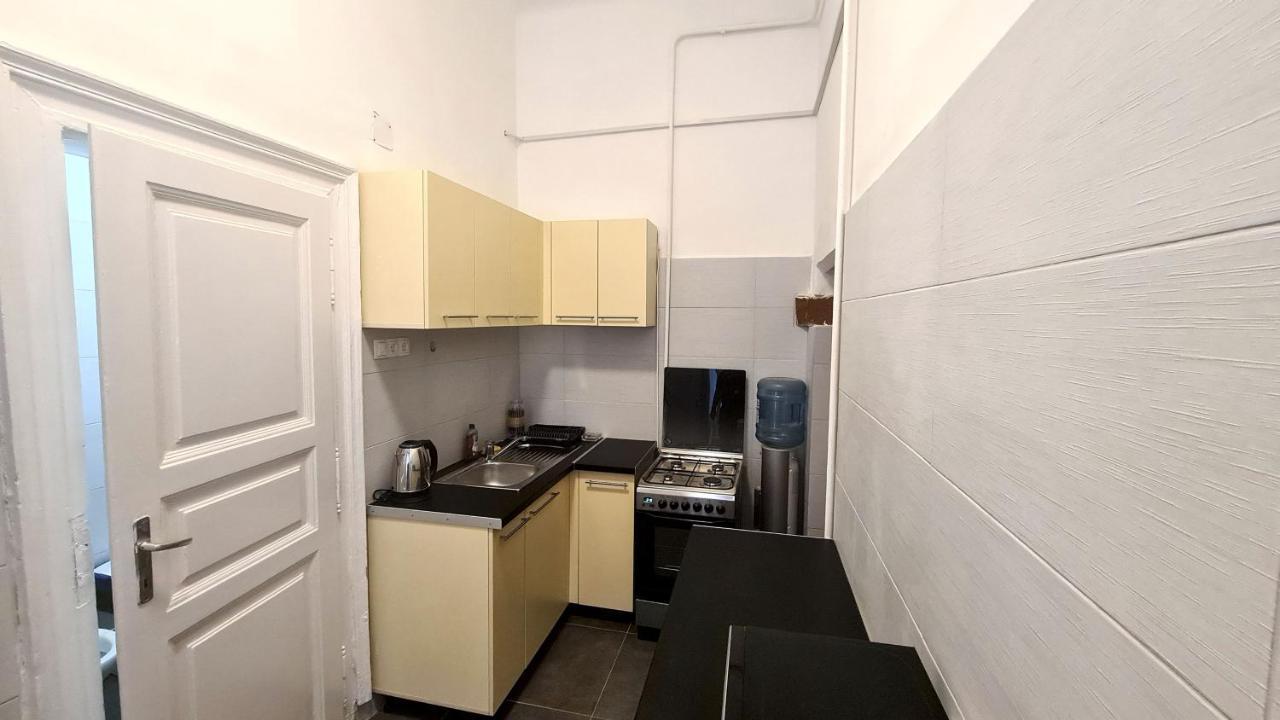 Downtown Akacfa Appartement Boedapest Buitenkant foto