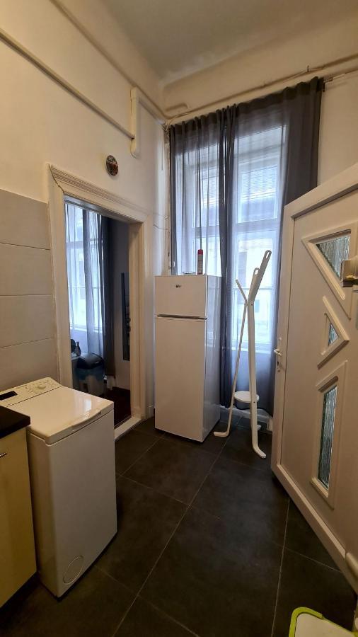 Downtown Akacfa Appartement Boedapest Buitenkant foto